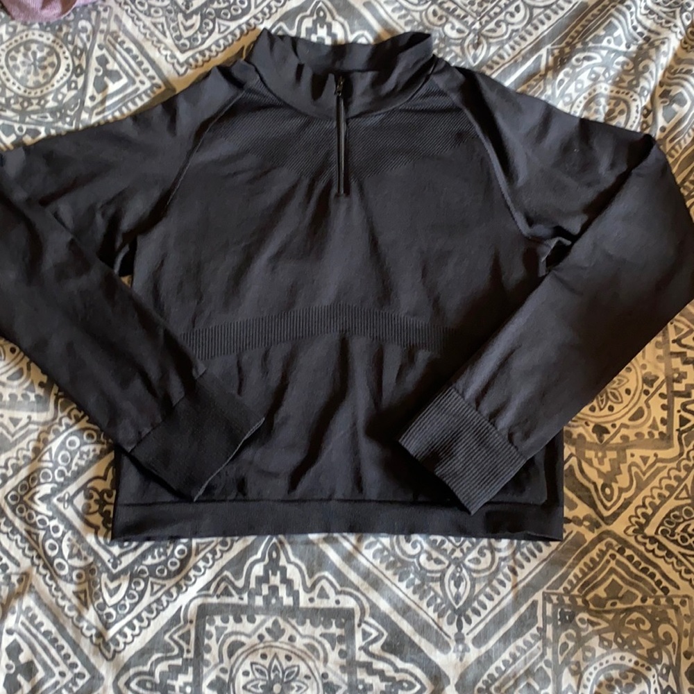 PINK. Workout Crop Top, Black